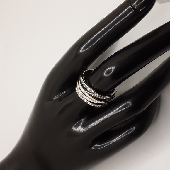 Authentic Pandora Sparkling and Polished Lines Ring - EUC - Picture 13 of 16